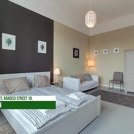 Little Americas Soho Apartment *